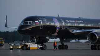Самолет Boeing 757 Black Jet авиакомпании Azur Air
